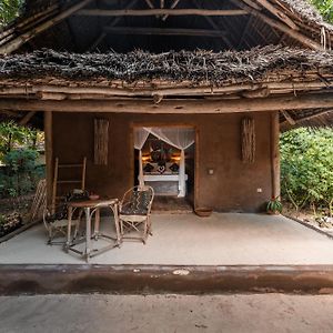 Bungalow Garden View